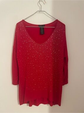 Women’s Design History Red V-Neck 3/4 Sleeve Top with Rhinestone Detail Size Lg